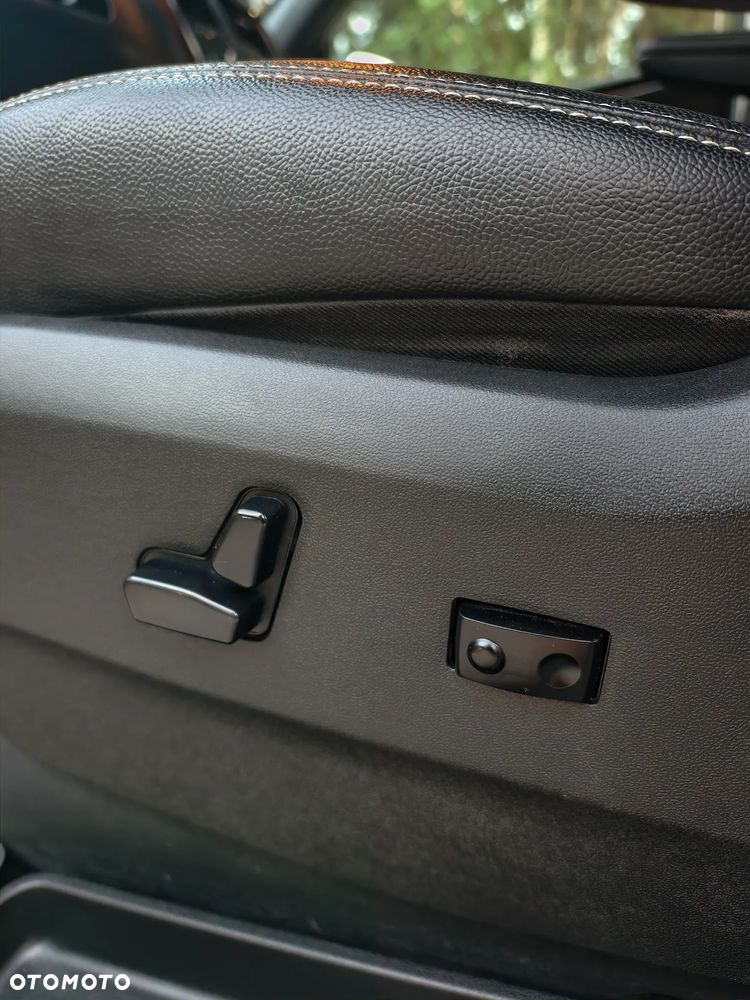 Dodge Grand Caravan - 15
