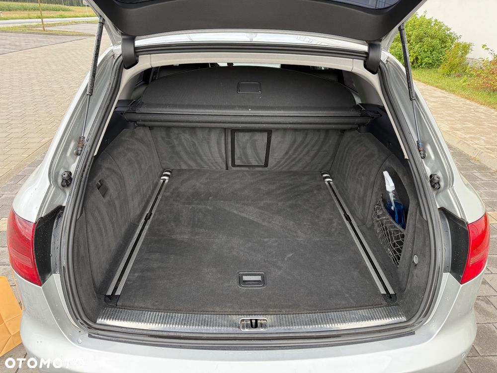 Audi A6 Avant - 11