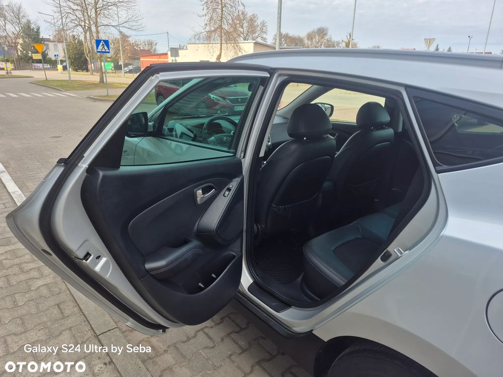 Hyundai ix35 1.7 CRDi Premium 2WD - 18