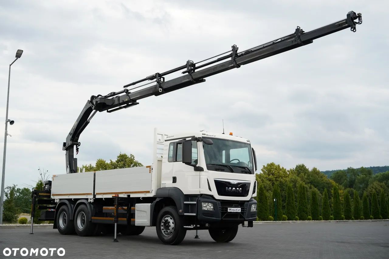 MAN TGS 26.360 / 6X4 / SKRZYNIOWY 6.5 M + HDS HIAB  211 EP-5 / MAX UDŹWIG: 6 900  KG / STEROWANIE RADIOWE / ROTATOR / MANUAL / EURO 6 - 1