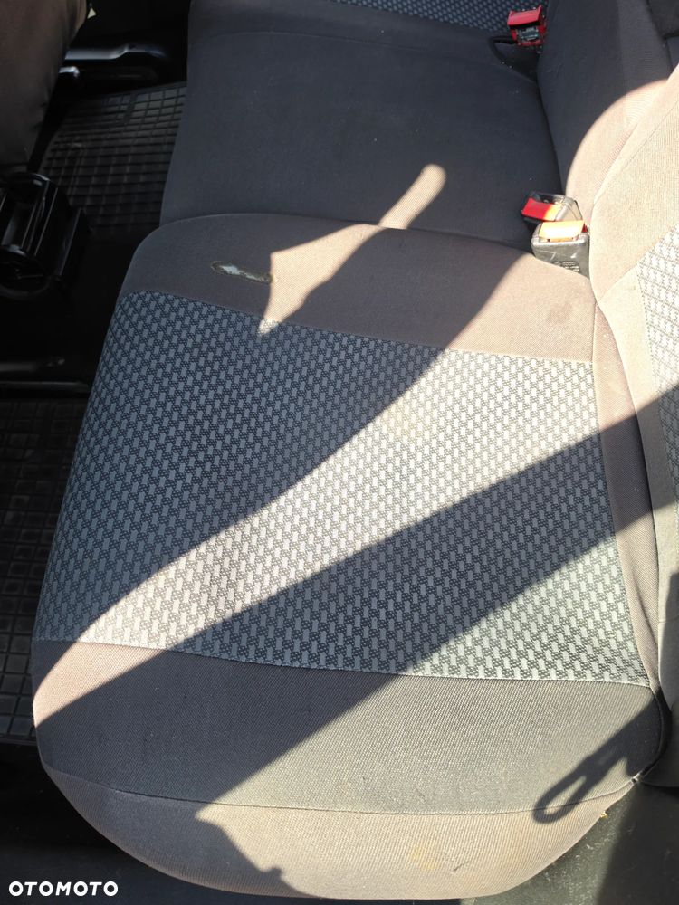 Volkswagen Golf 1.6 Comfortline - 13