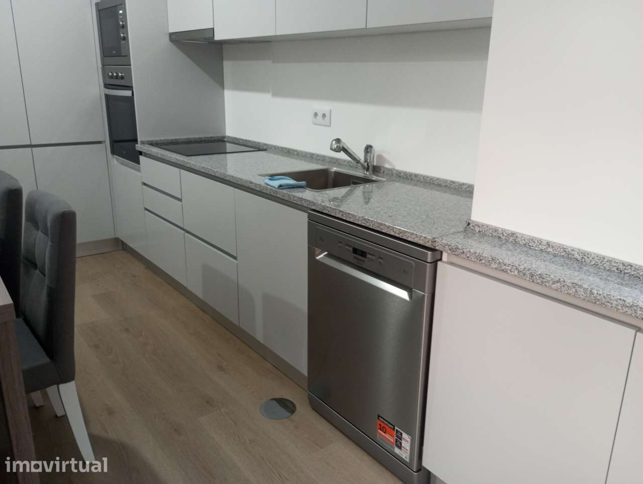 Apartamento T3 com 2 casas de banho em Coimbra - Grande imagem: 3/12