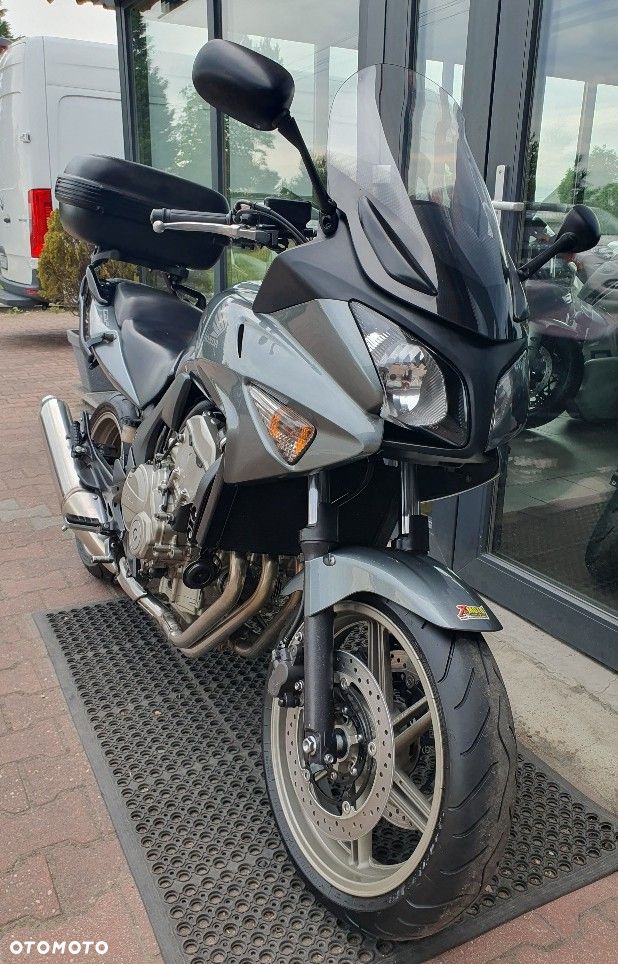 Honda CBF - 23
