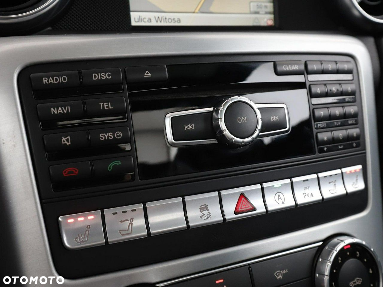 Mercedes-Benz SLK 200 (BlueEFFICIENCY) 7G-TRONIC - 21