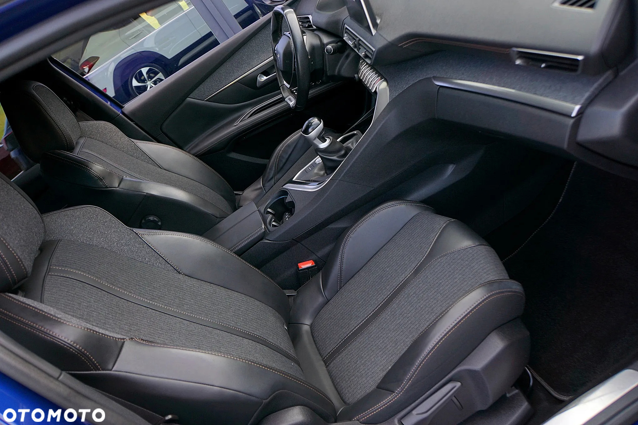 Peugeot 3008 BlueHDi 120 Stop & Start Business-Line - 26