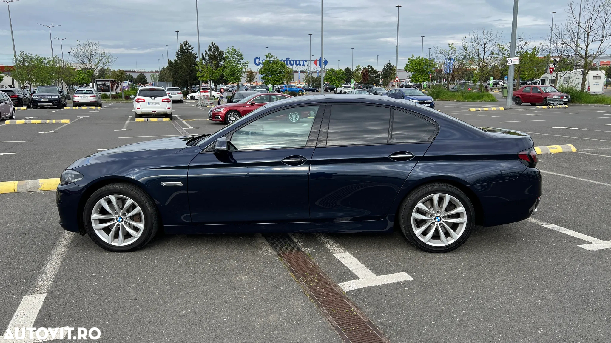 BMW Seria 5 530d xDrive Aut. - 37