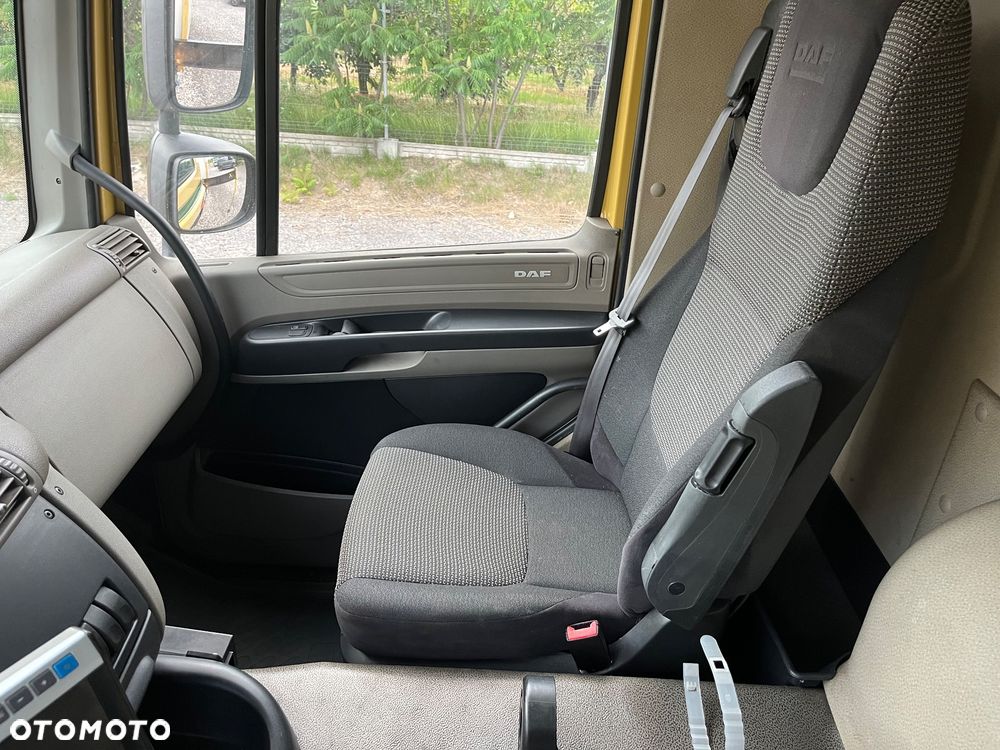 DAF CF 310 - 25