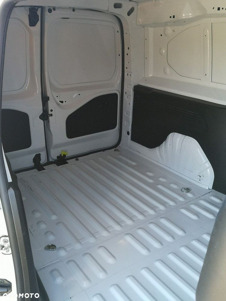 Fiat Doblo - 11