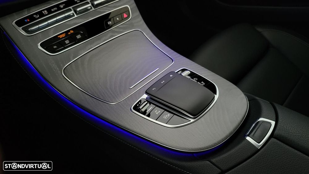 Mercedes-Benz E 300 de AMG Line - 15