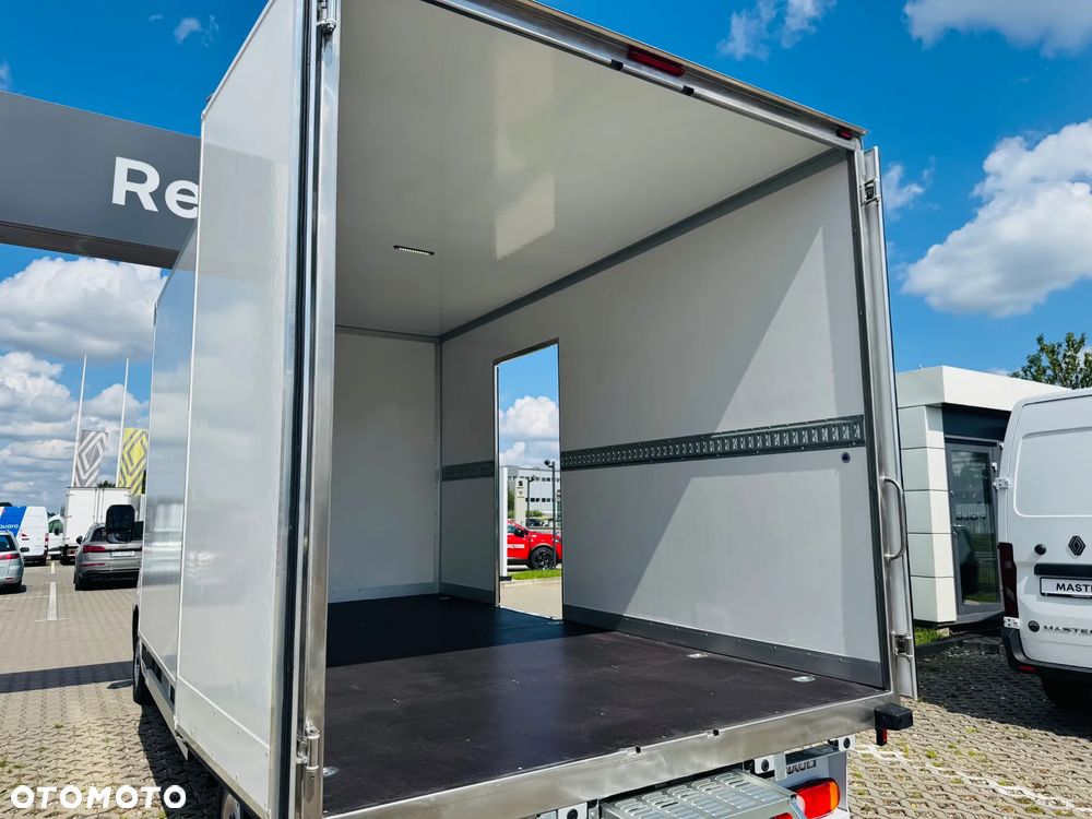 Renault Nowy Master - 8