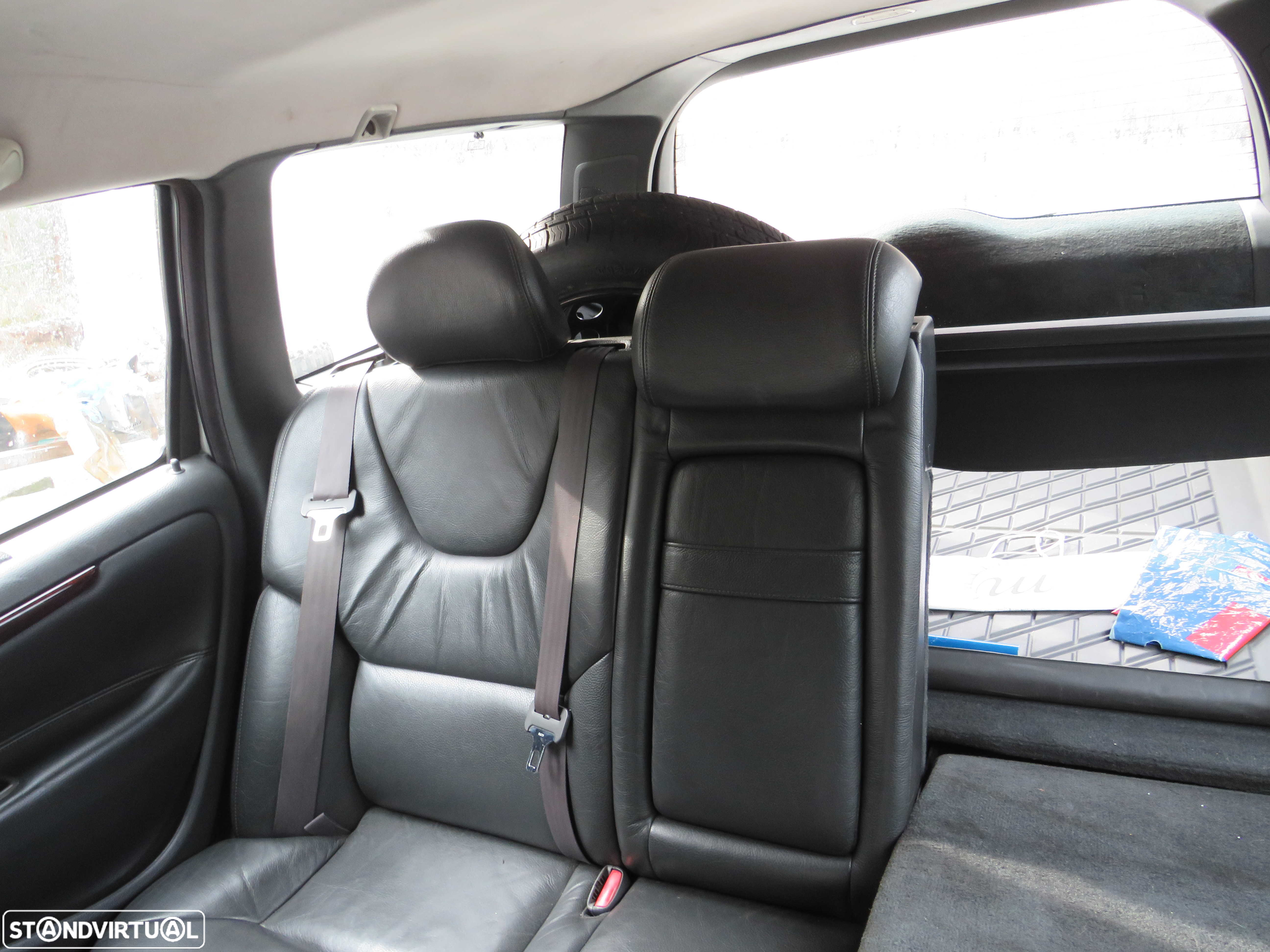 Volvo V70 II 2.0 T (180cv) de 2002 - Peças Usadas (8033) - 5