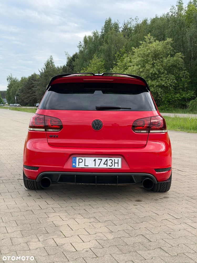 Volkswagen Golf 2.0 GTI DSG Edition 35 - 3