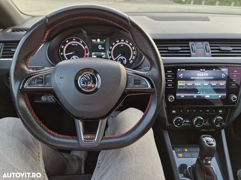 Skoda Octavia 2.0 TSI DSG RS 230 - 10