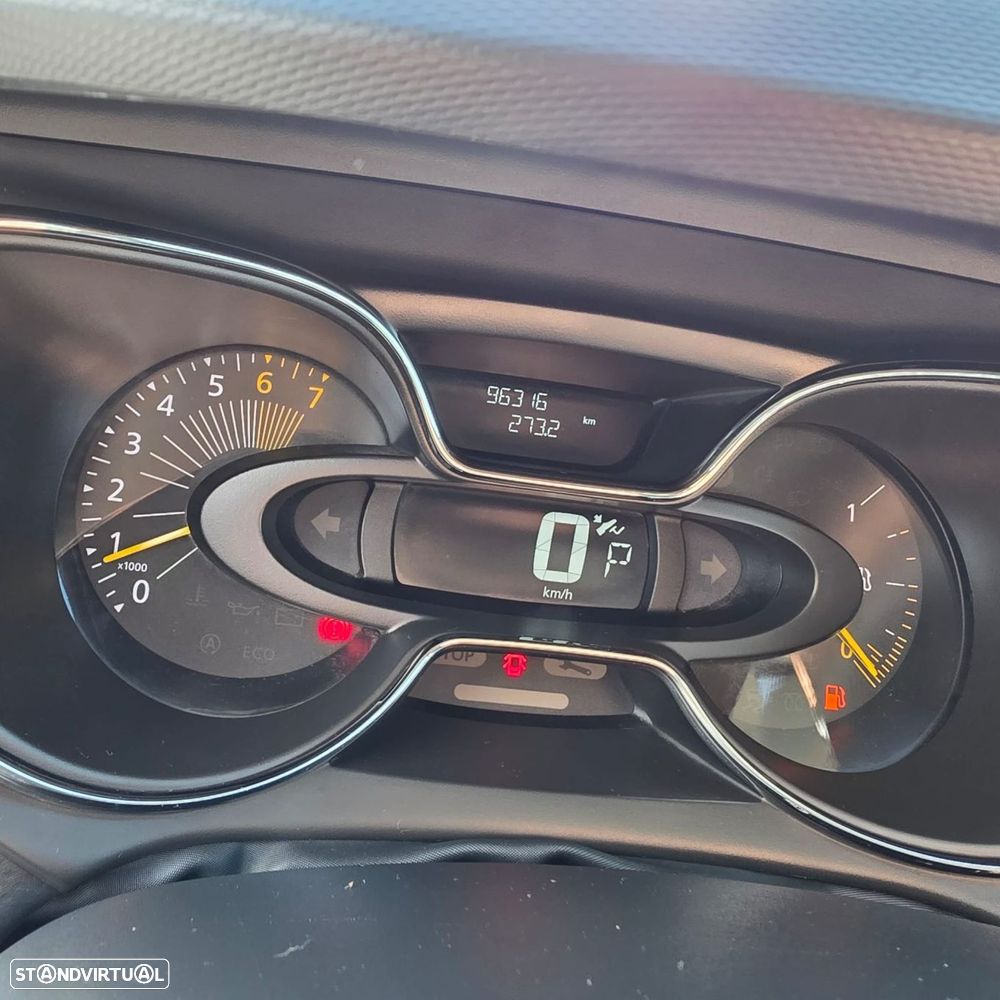 Renault Captur 1.2 TCe Exclusive EDC - 7