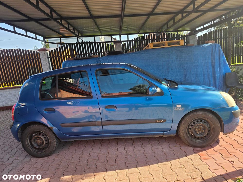 Renault Clio - 1