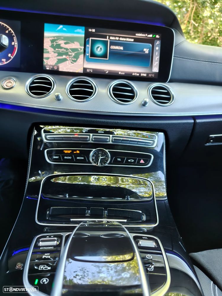 Mercedes-Benz E 220 d AMG - 12