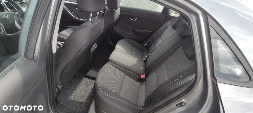 Hyundai i30 1.4 Fifa World Cup Edition - 26