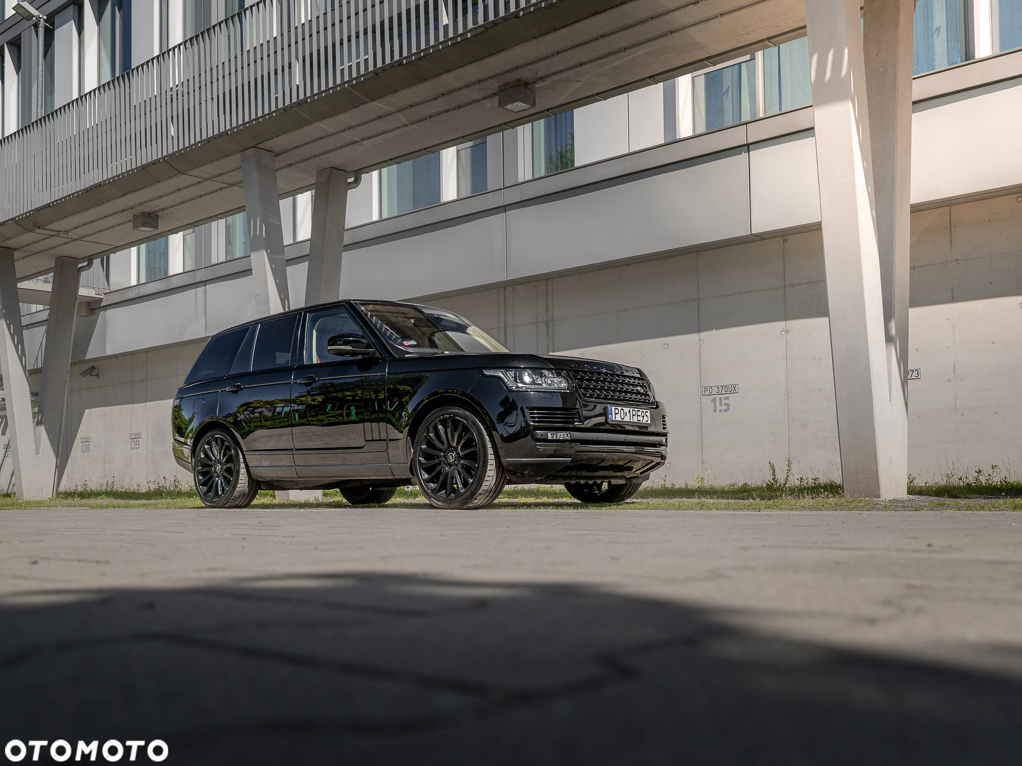 Land Rover Range Rover 4.4SD V8 AB Black - 16