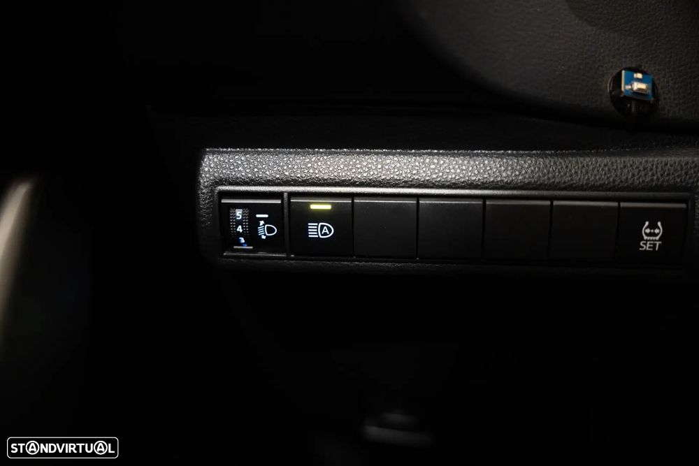Toyota Corolla - 13