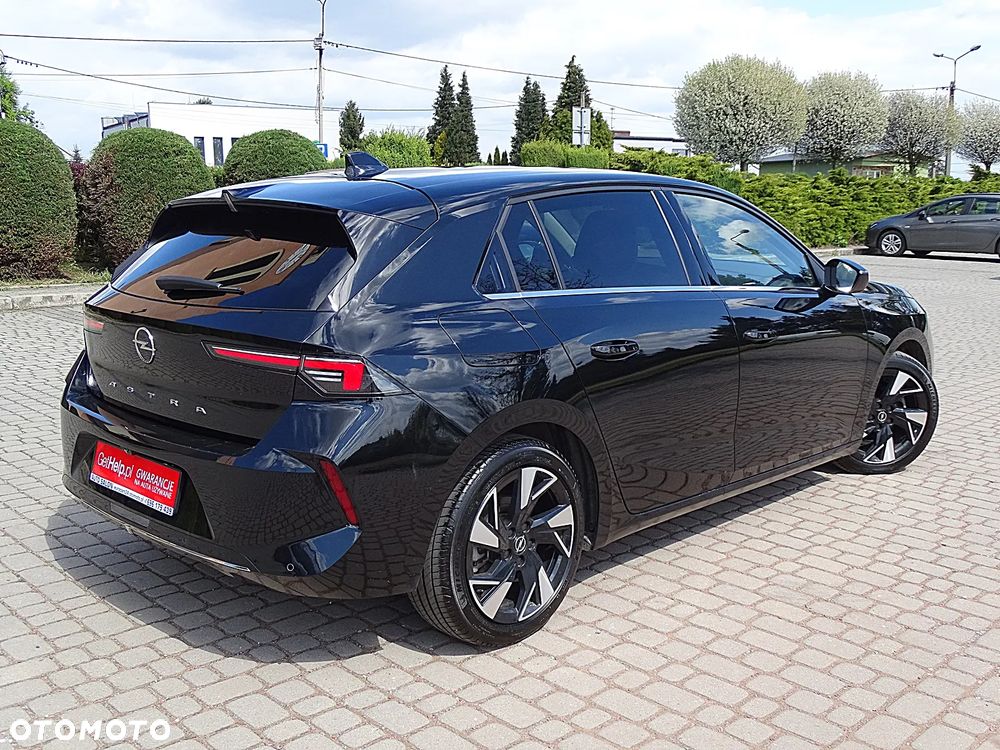 Opel Astra 1.2 Turbo GS - 18