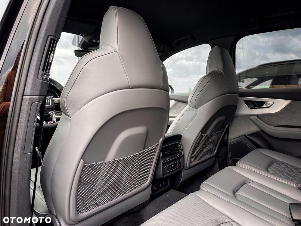 Audi Q7 - 38