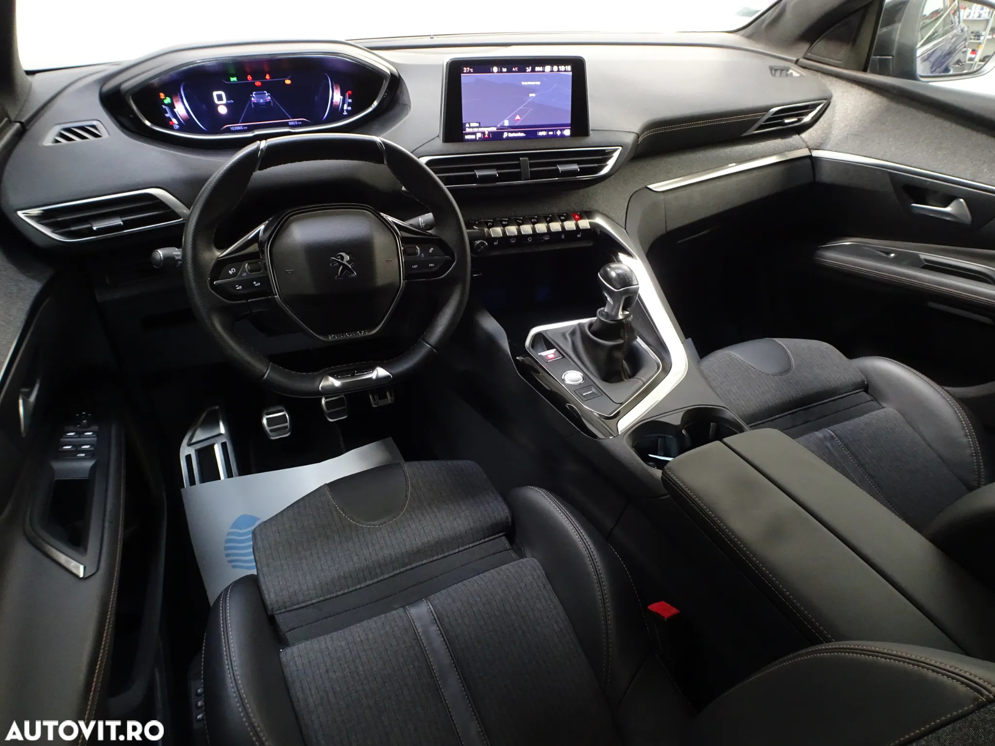 Peugeot 3008 1.2 PureTech Turbo S&S GT-Line - 6