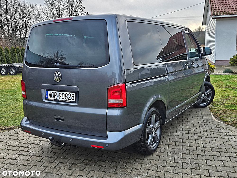 Volkswagen Multivan - 21