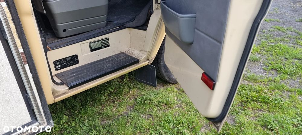 Ford transit - 18
