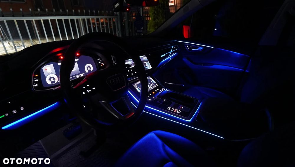 Audi Q8 55 TFSI quattro tiptronic - 37