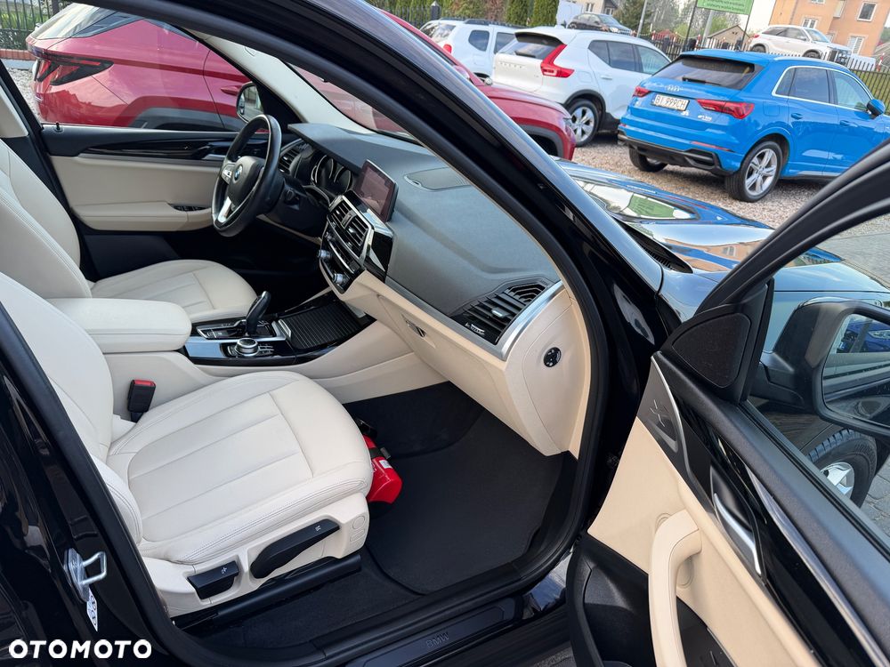 BMW X3 xDrive20i sport - 18