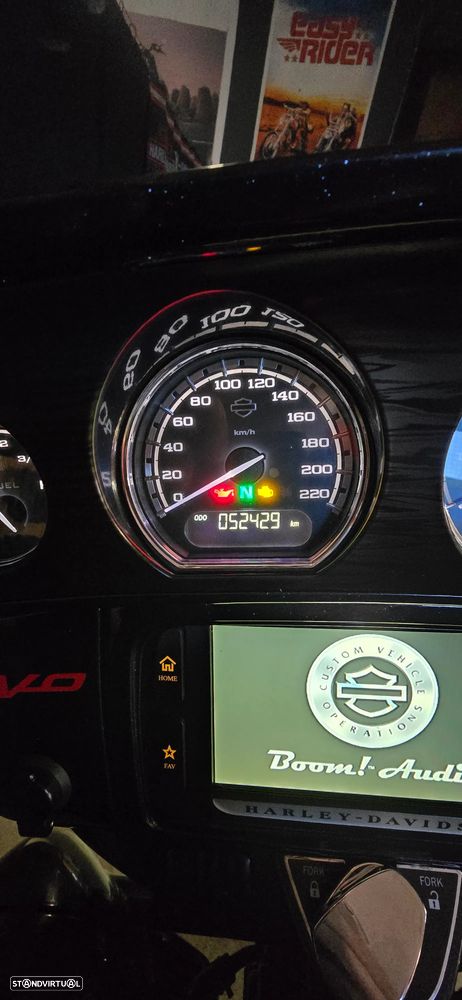 Harley-Davidson STREET GLIDE 114 CVO - 12