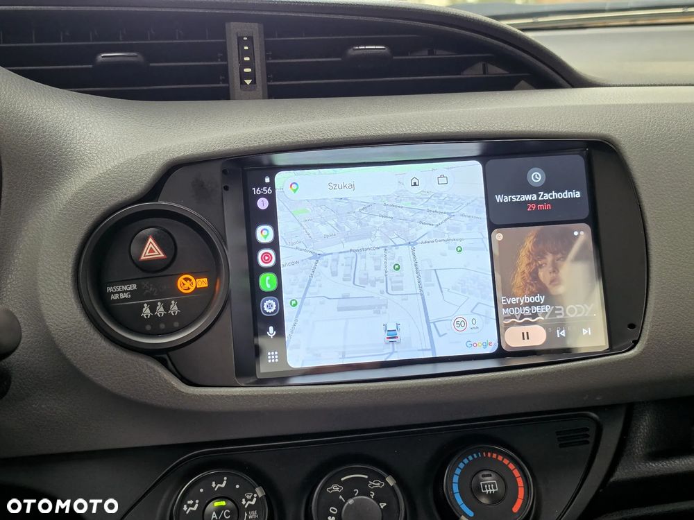 Toyota Yaris - 22