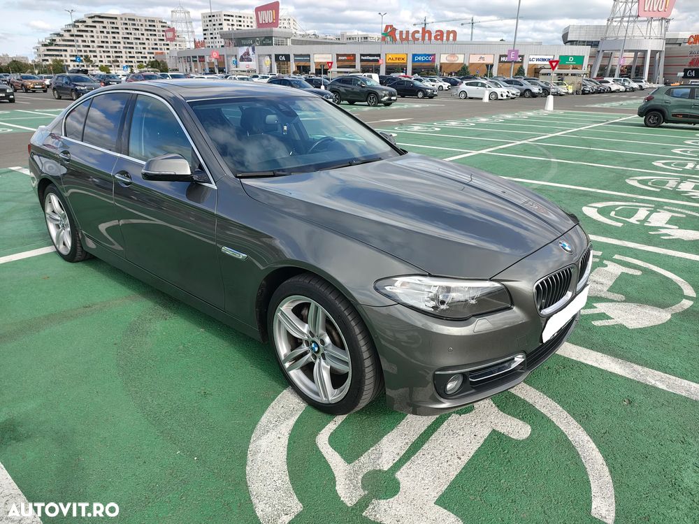 BMW Seria 5 525d xDrive AT - 8