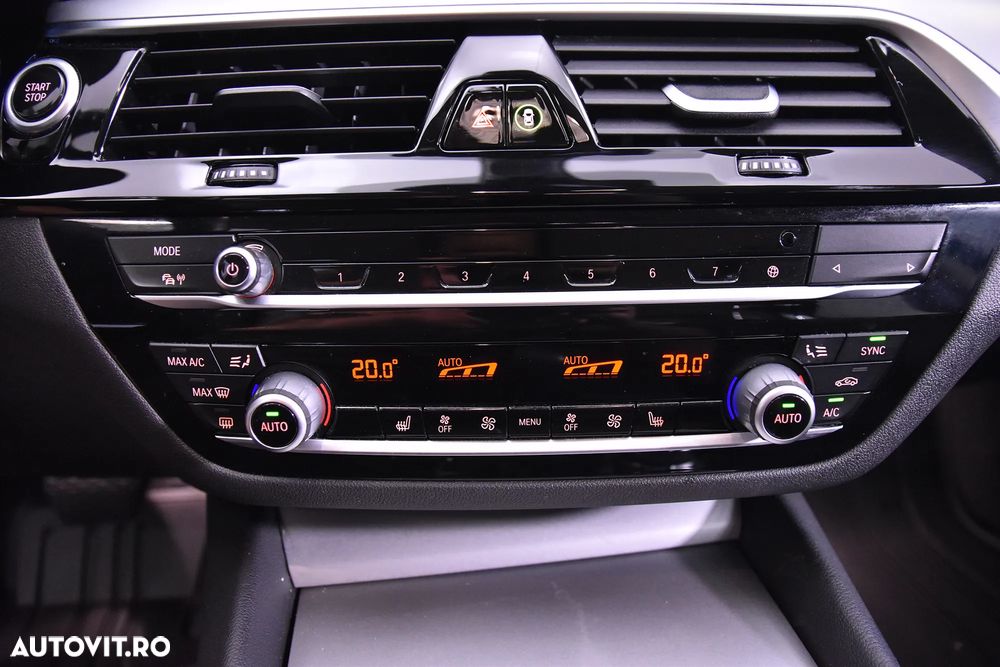 BMW Seria 5 530e xDrive Touring Aut. - 18