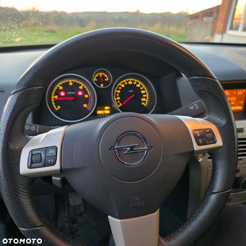 Opel Astra 1.9 CDTI Edition - 21