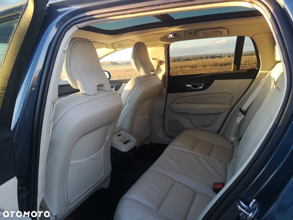 Volvo V60 Cross Country T5 Geartronic Momentum - 15