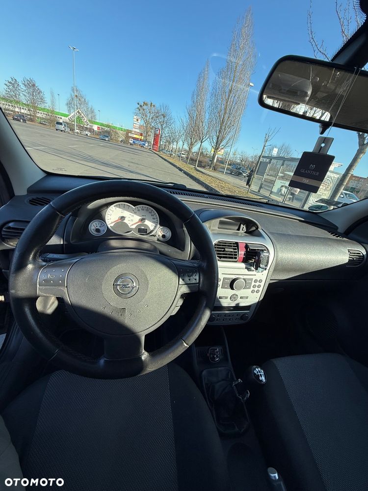 Opel Corsa 1.2 16V Enjoy - 7