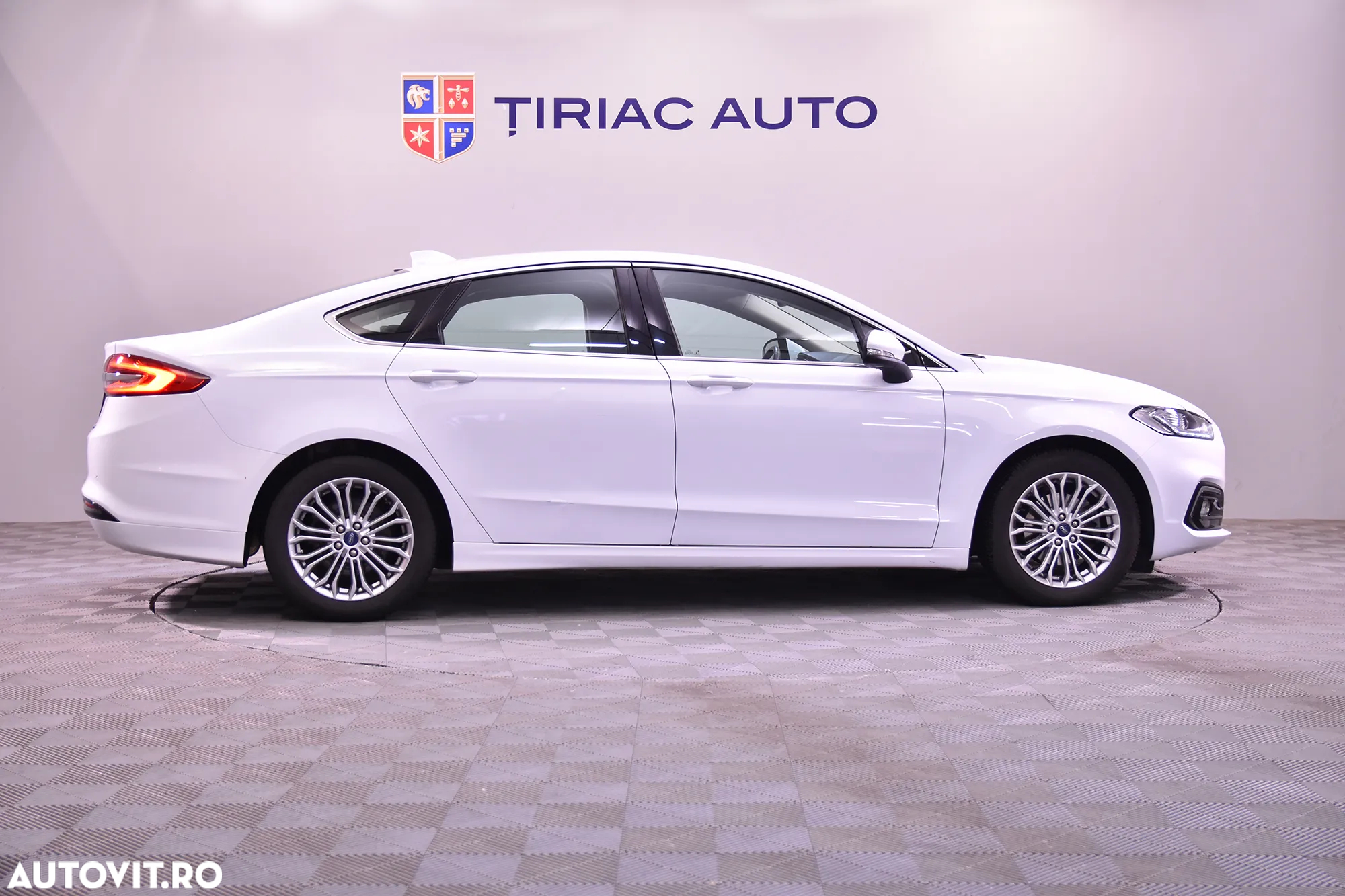Ford Mondeo - 6