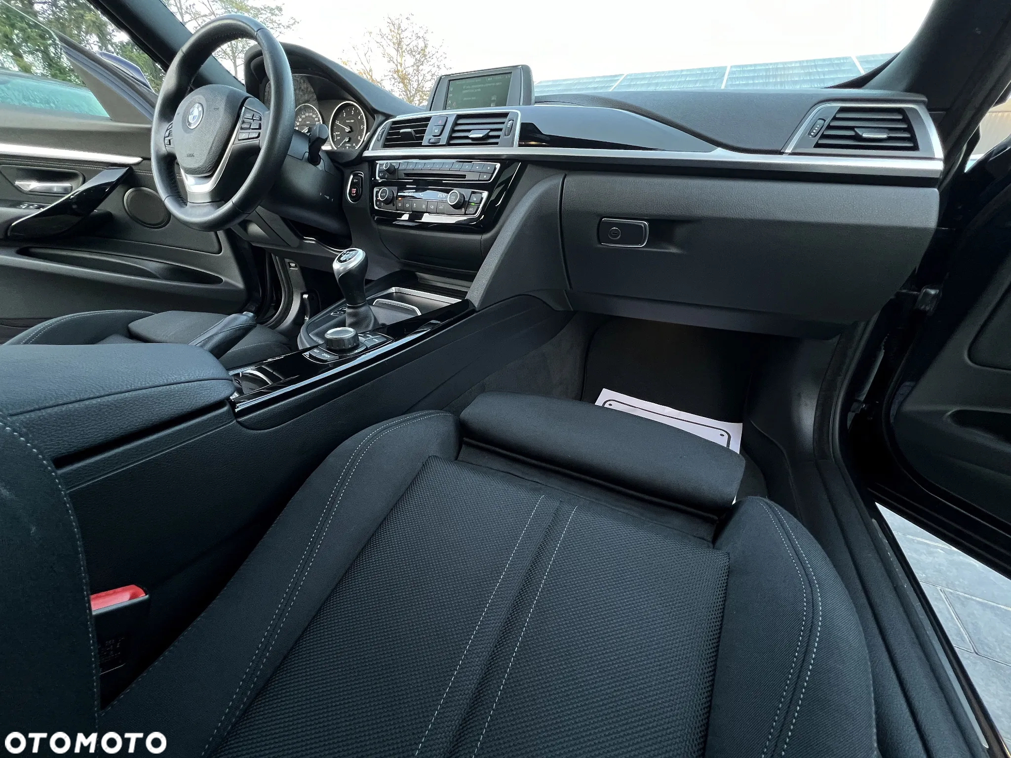 BMW 3GT 320d Sport Line - 16
