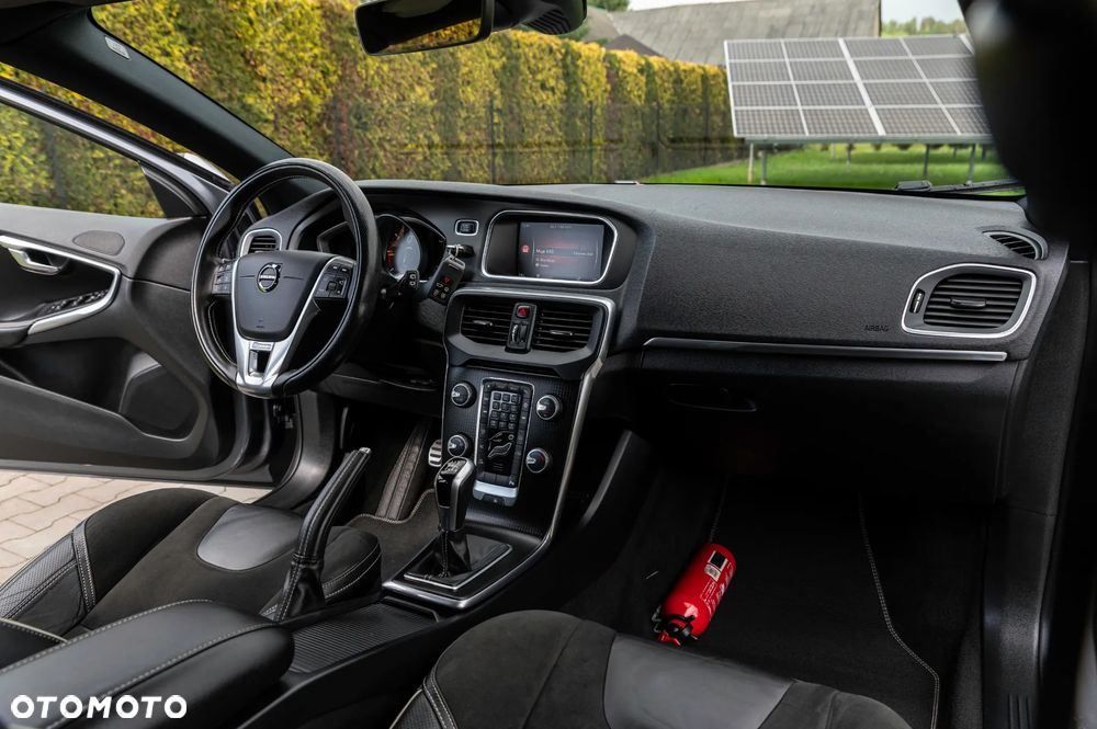 Volvo V40 D2 RDesign - 29