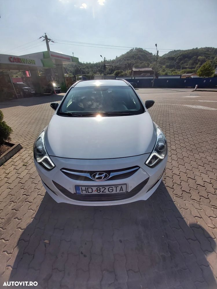 Hyundai i40 Kombi blue 1.6 CRDi Space - 1