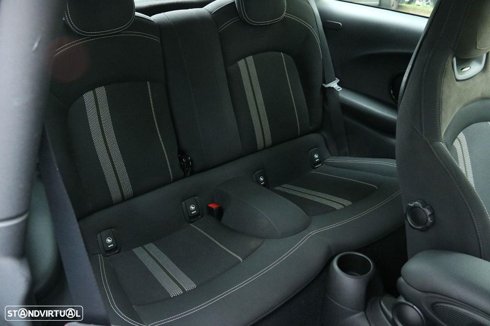 MINI 3 Portas John Cooper Works Essential - 30