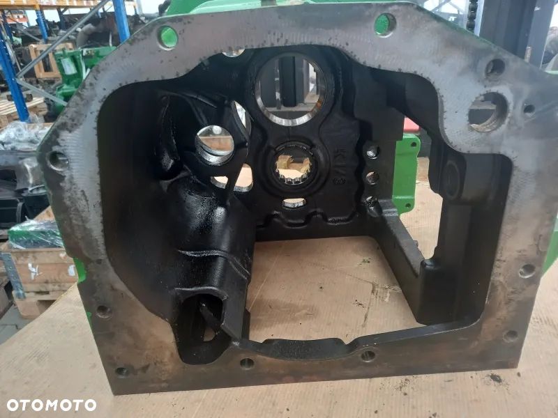 Obudowa skrzyni John Deere 6230 Premium - 4