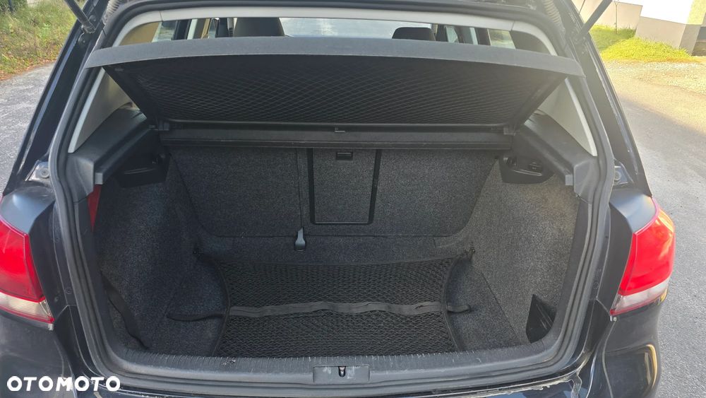 Volkswagen Golf - 20