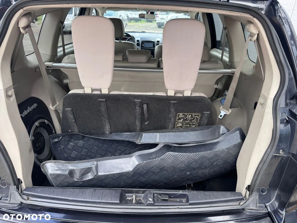 Mitsubishi Outlander 2.0 DID Instyle - 25