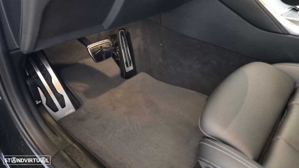 BMW i4 eDrive40 Pack Desportivo M - 35