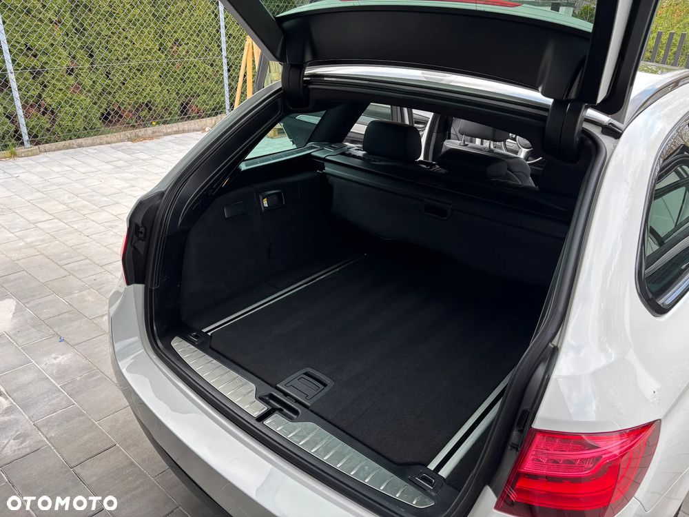 BMW Seria 5 520d - 15