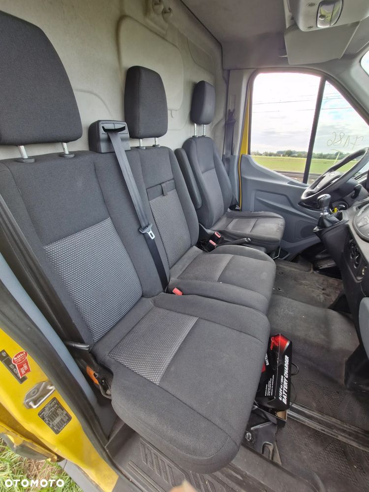 Ford transit - 28