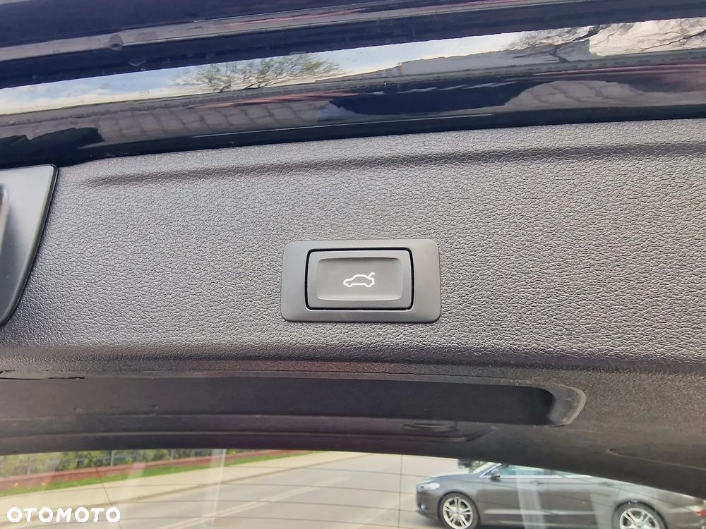 Audi A4 Avant 35 TDI S tronic - 36