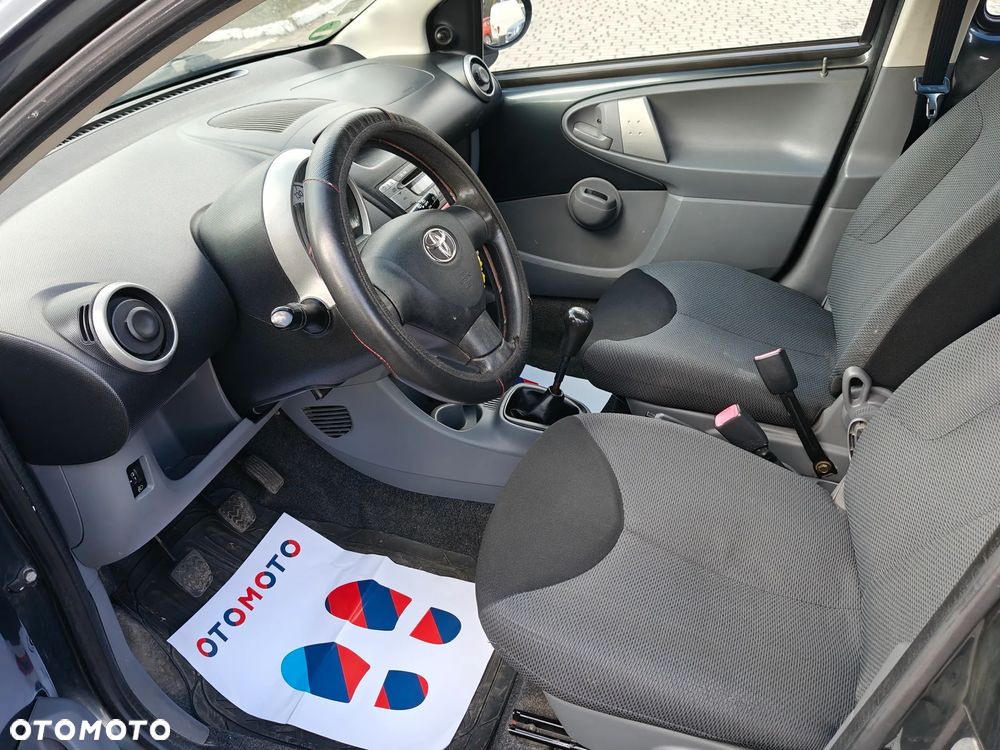 Toyota Aygo Cool - 10